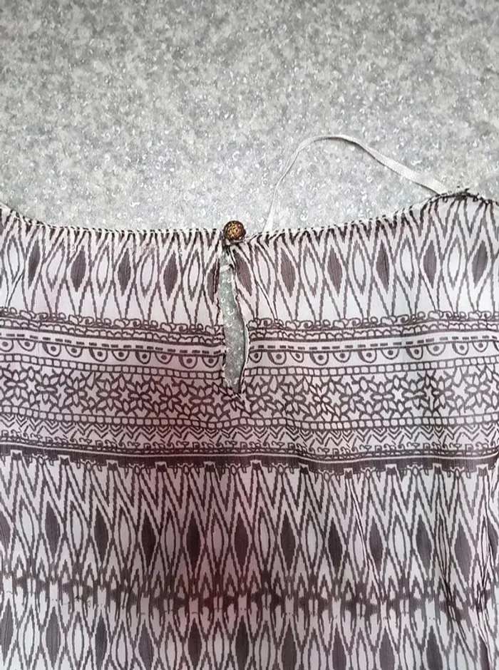Blouse neuve taille 36
Marque Ici et maintenant - photo numéro 3