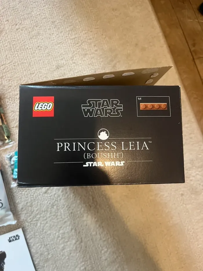 Lego - Casque de la Princesse Leia (Boushh) - photo numéro 18