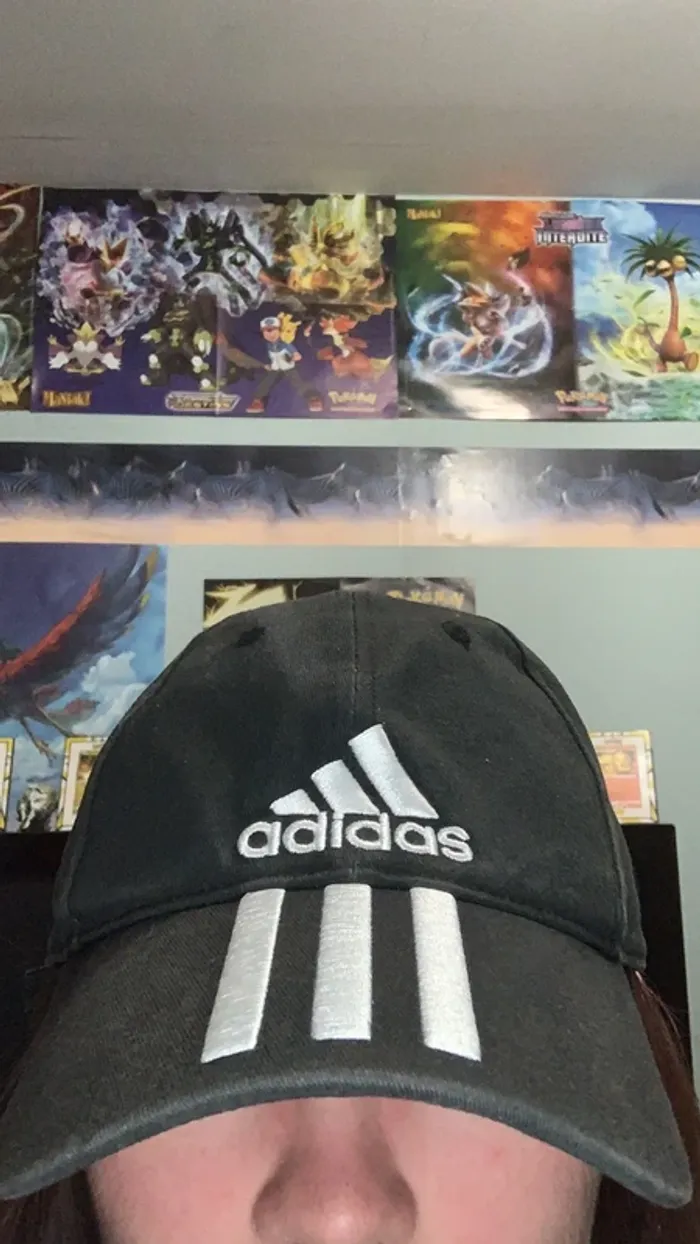 Casquette adidas noir et blanche