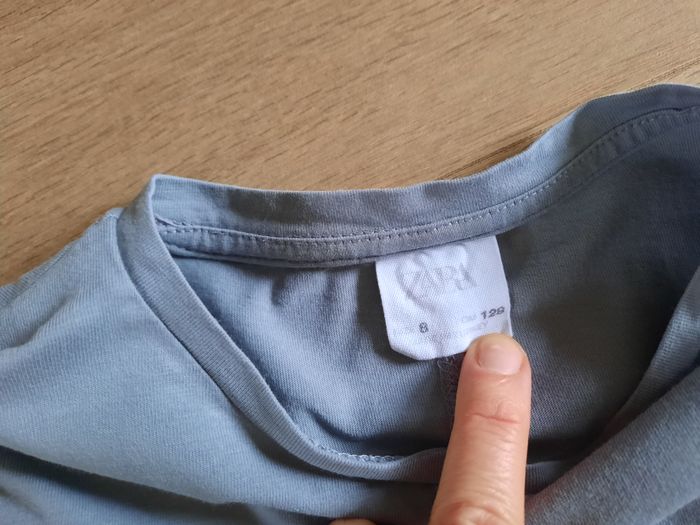 T-shirt fille gris sans manches à volants Zara 8 ans - photo numéro 4