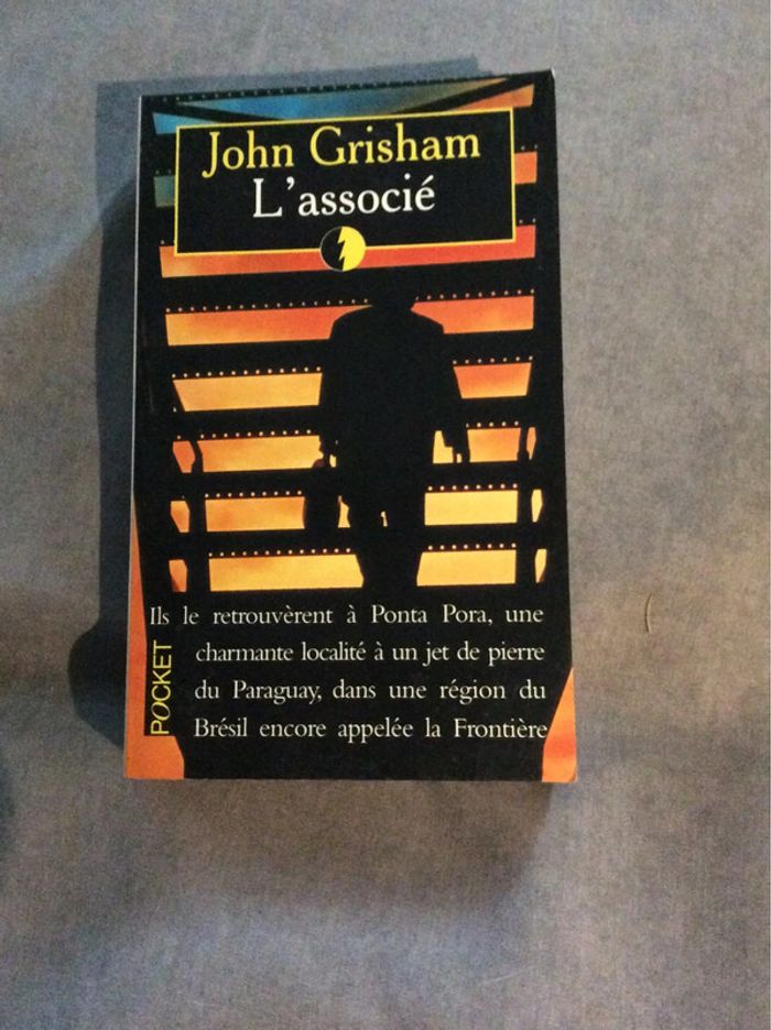 #l’associé John Grisham. ) - photo numéro 2