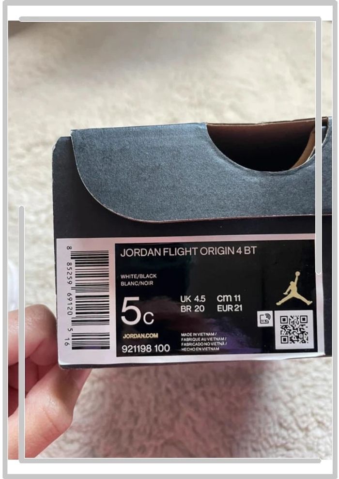Basket Jordan flight taille 21 - photo numéro 6