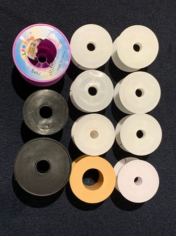 Lot 11 bobines vides diamètre 8,5cm aprox