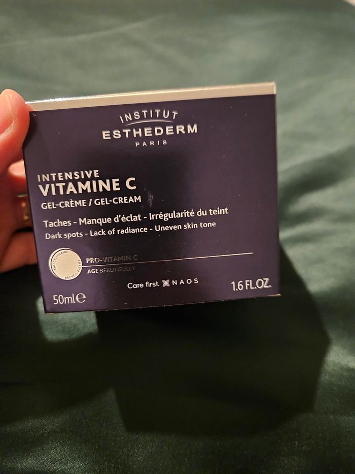 Gel creme anti- taches  Esthederm