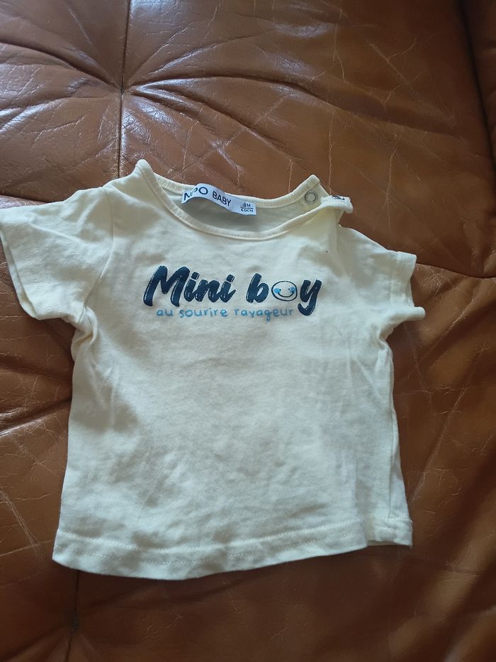 Tee shirt