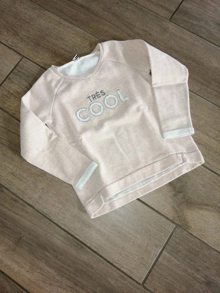 Pull sweat - photo numéro 2