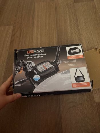 Étui de navigateur pour scooter