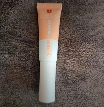 Super bb concealer Erborian
