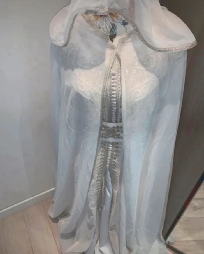 Caftan blanc argent - photo numéro 2