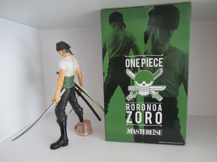 One Piece Roronoa Zoro 20th Figurine Ichiban Kuji - photo numéro 2