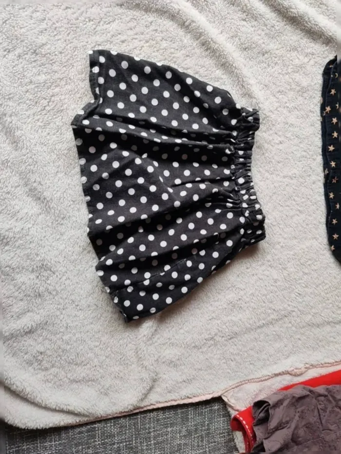 Lot de 4 jupes taille 6 ans - photo numéro 10