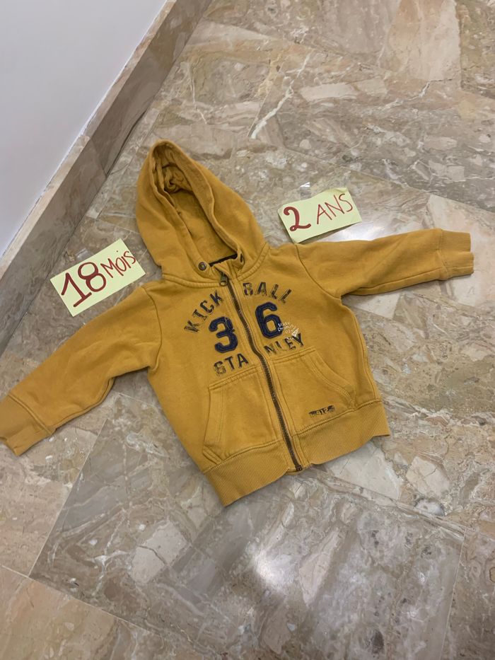 Sweat capuche 18-24 mois