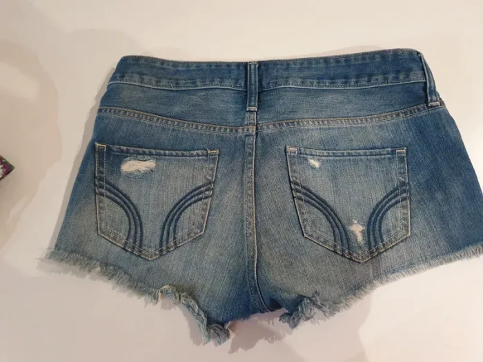 Short en jean hollister - photo numéro 2