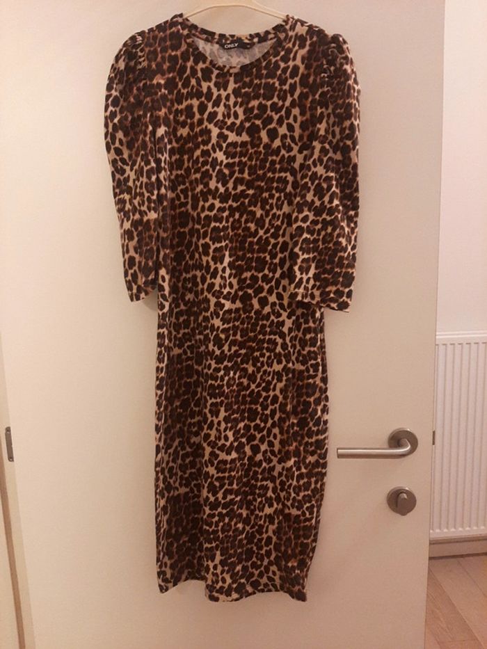 Robe only léopard