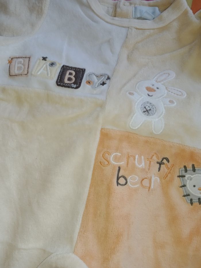 Pyjama Jaune orangé blanc Baby scruffy Bear tex Baby 1 mois - photo numéro 2