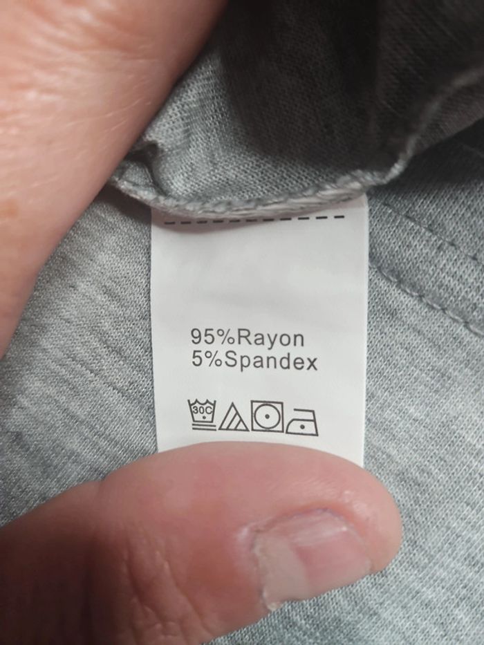 Tee-shirt - photo numéro 4