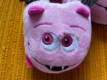 Chaussons NEUFS originaux fille P 31/32