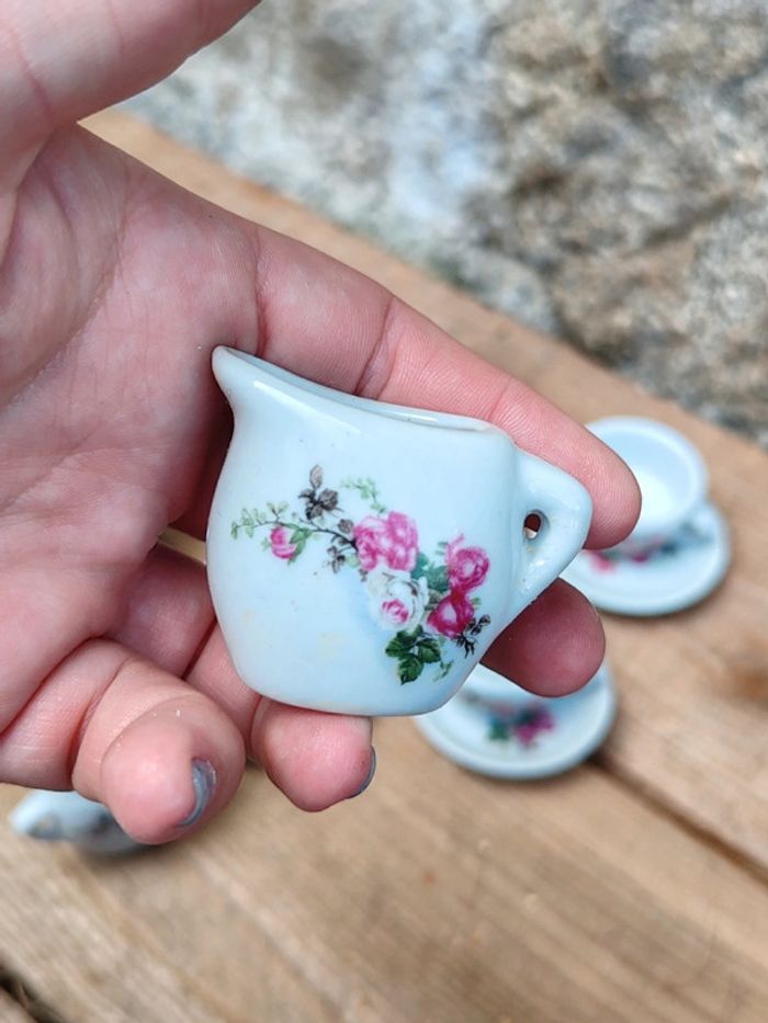 Dinette en porcelaine service à thé - photo numéro 7