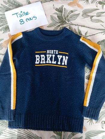 Pull en laine taille 8 ans