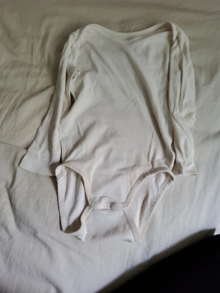 Lot de bodies - photo numéro 3