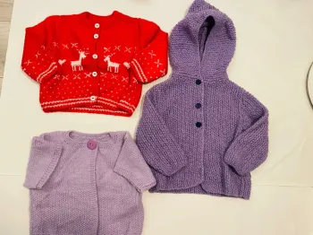 Lot 3 gilets fille 24 mois