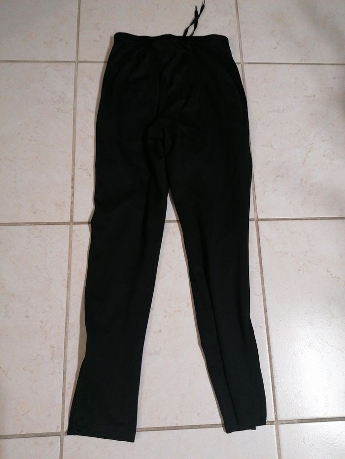 Bas jogging - photo numéro 3