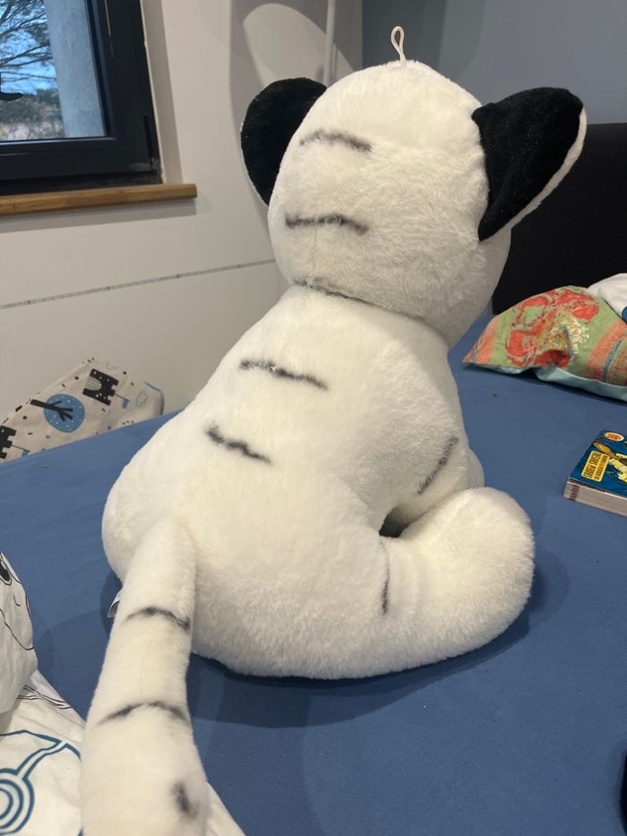 Titre blanc peluche - photo numéro 2