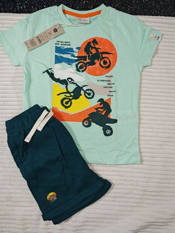 Ensemble Tuc Tuc 4 ans neuf 