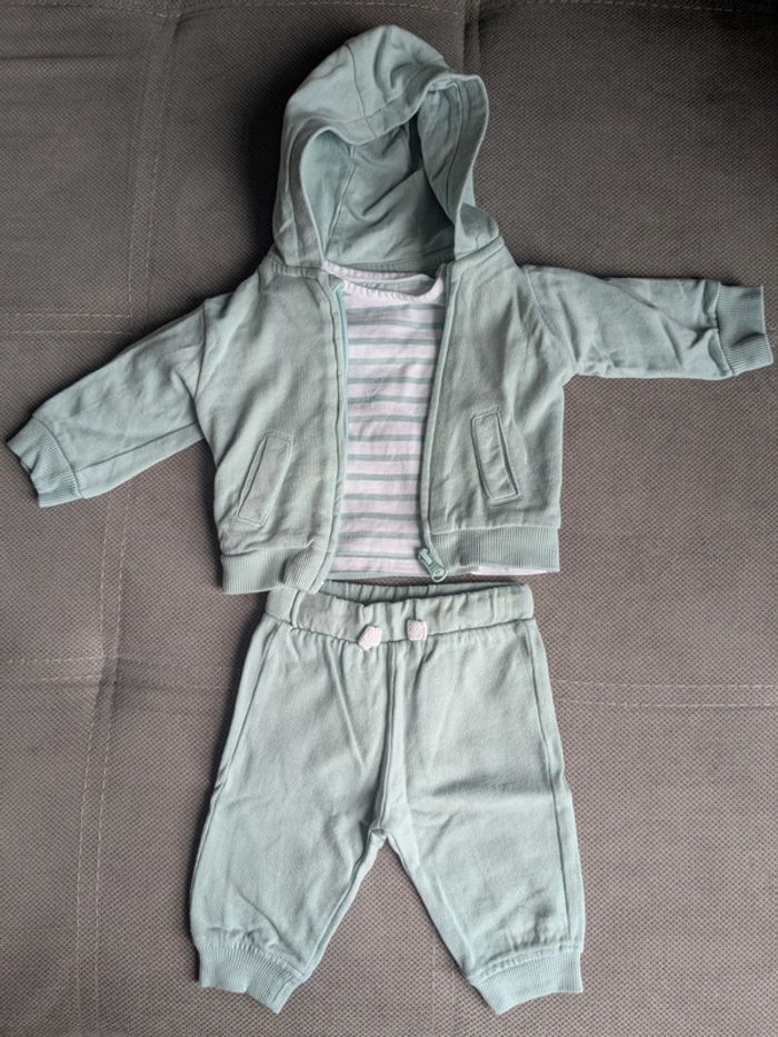 Ensemble jogging+top+veste