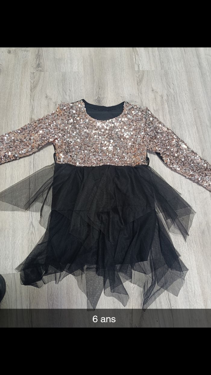 Lot de 2 robes fille 6 ans - photo numéro 3