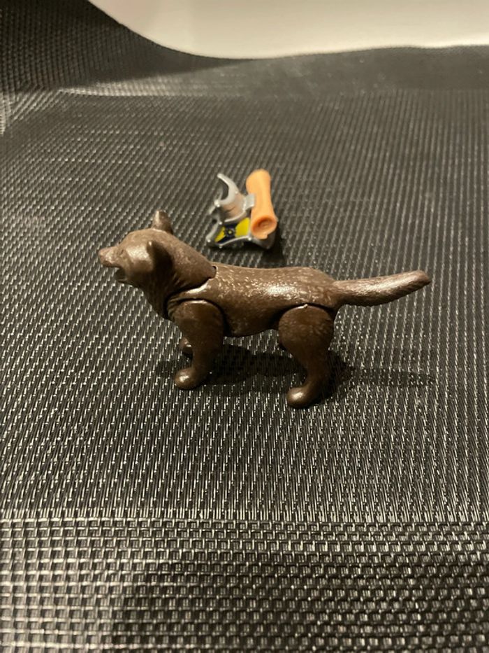 Playmobil figurine loups marron avec selle et couverture novelmore 70225 animaux sauvages - photo numéro 5
