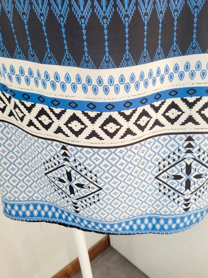 Belle robe Pakita taille 38/40 - photo numéro 4