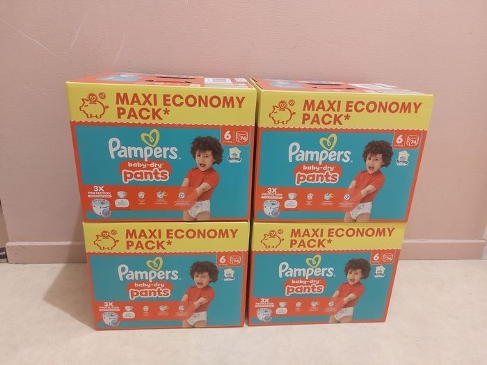 4 maxi Économique pack de 74 couches culottes pampers pants baby dry. taille 6. 296 couches au total
