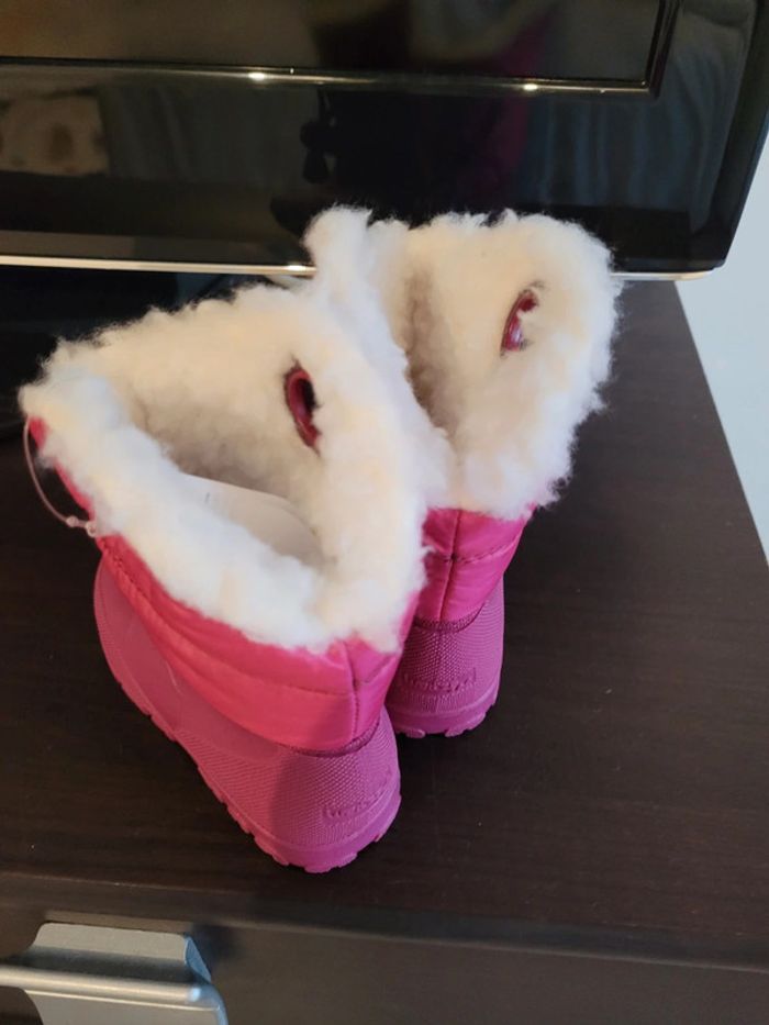 Bottes de neige 18/19 neuves - photo numéro 2