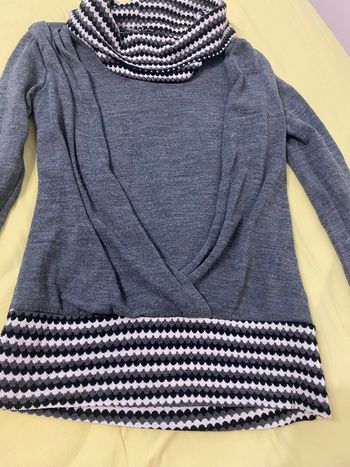 Pull gris col haut col roulé large