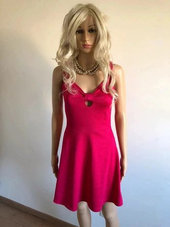 Robe rose sans manches LolaLiza taille française 36 jamais portée