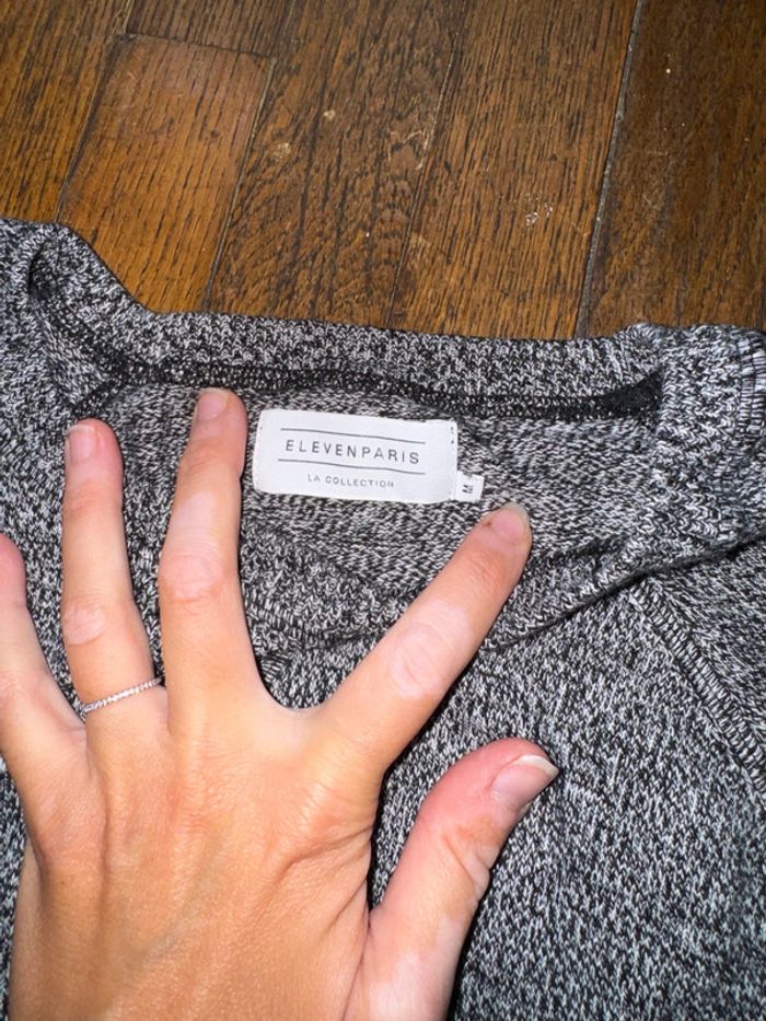 Pull fin eleven  Taille M - photo numéro 4
