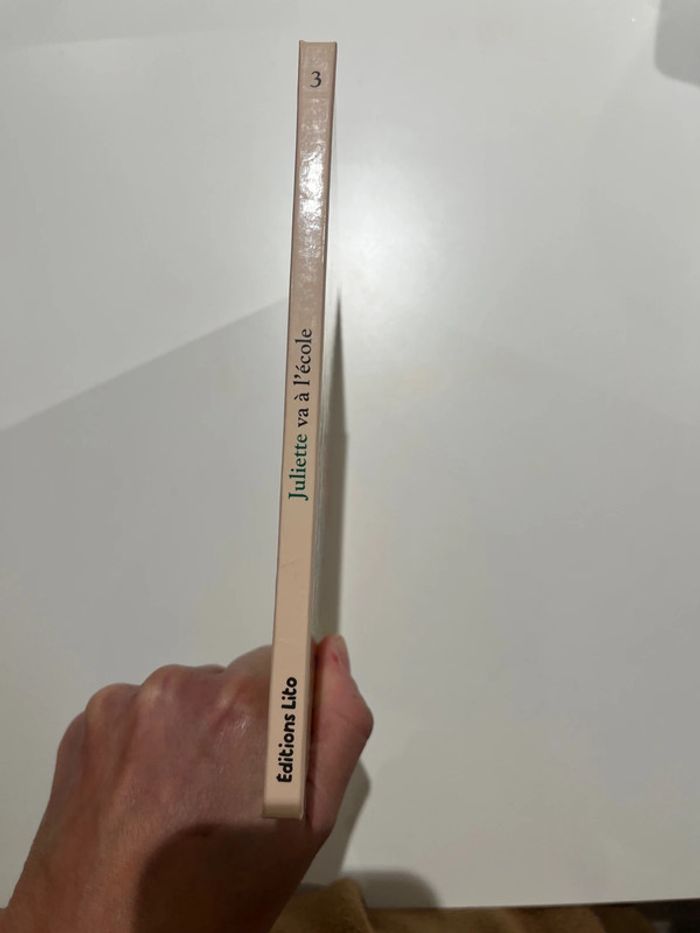 Livre Juliette va à l’école 3 - photo numéro 2