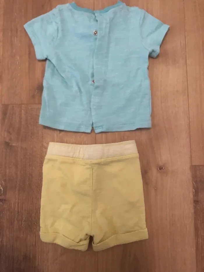Ensemble short + T shirt 3 mois - photo numéro 2