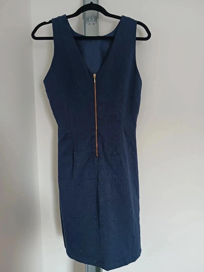 Robe bleue marine à manches courtes Taille L40 - photo numéro 2