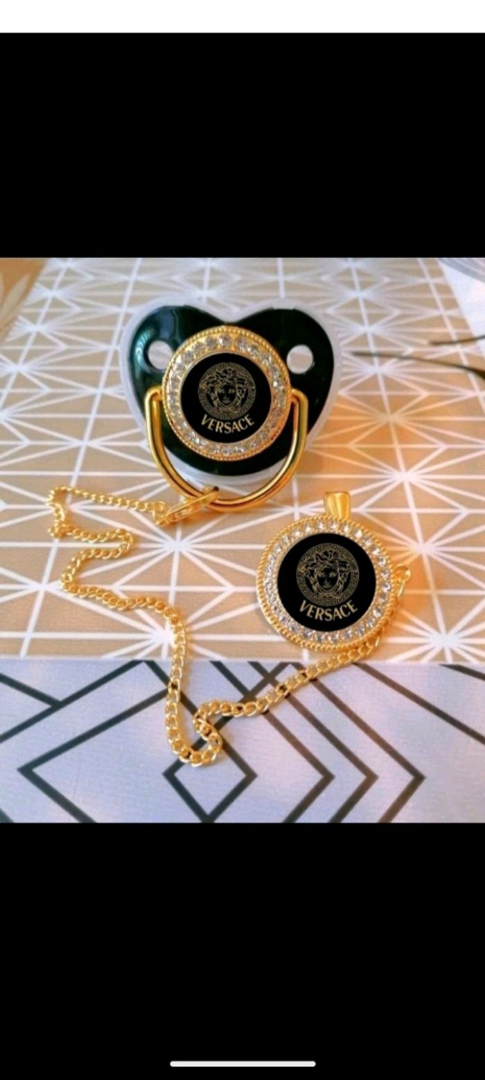 Tétine noir baby Versace - photo numéro 2