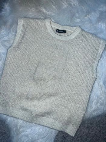 Haut beige enfant