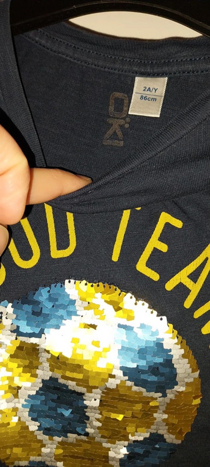 Tshirt manches longues bleu marine Sequins 2 ans by Okaidi Excellent état - photo numéro 3