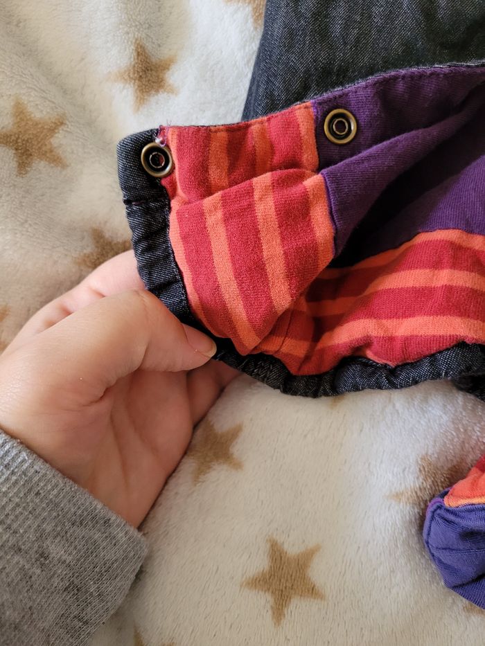 Lot de 2 combinaisons taille 6 mois - photo numéro 4