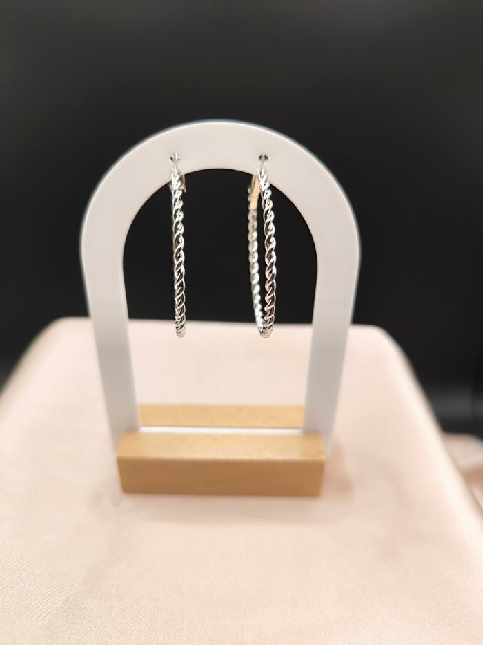 Boucle d'oreille - photo numéro 2