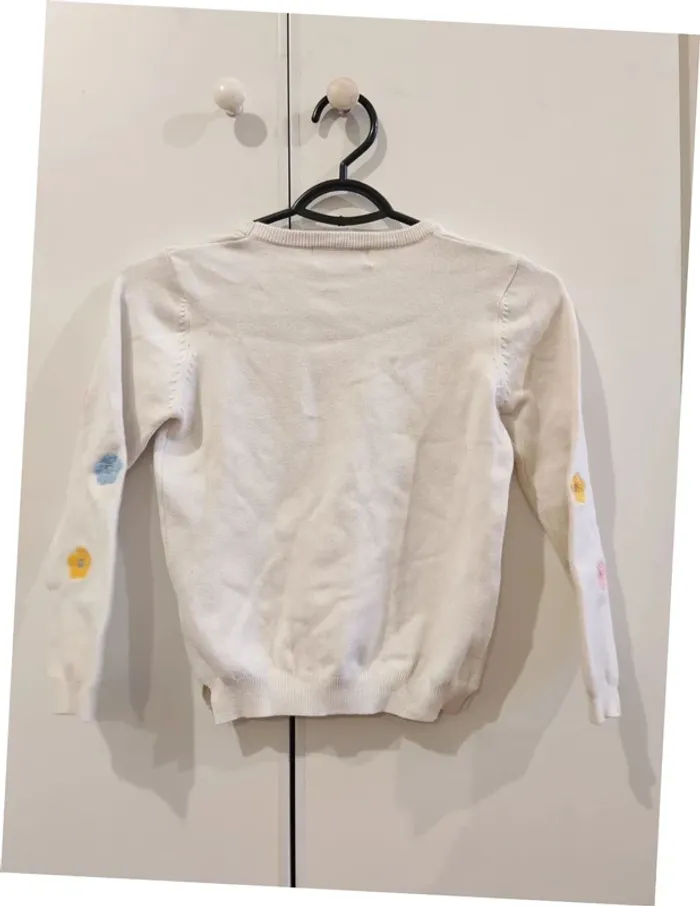 Pull blanc fleurs brodées fille Peacolate Taille 7 ans – Doux & tendance 🌸🤍 - photo numéro 2