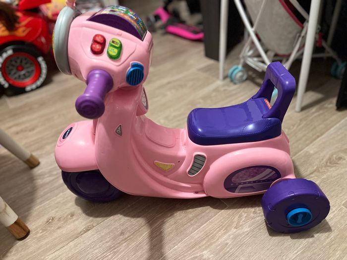 Trotteur scooteur - photo numéro 4