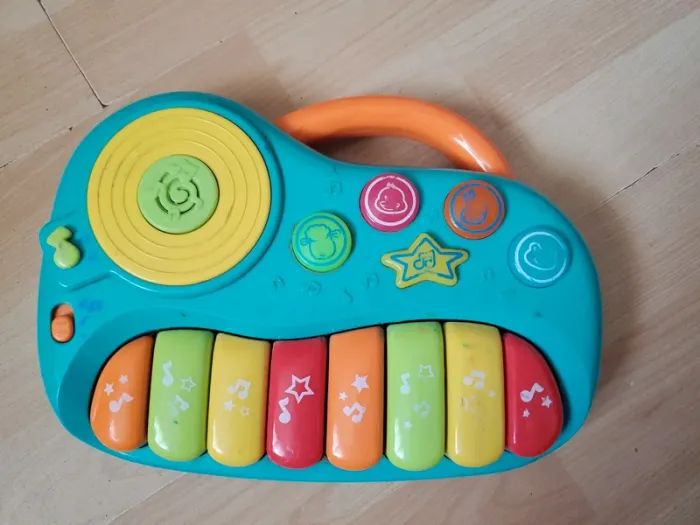 Piano musical Fisher price - photo numéro 2