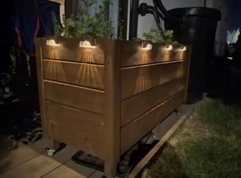 Lot de 4 appliques solaires décoratives