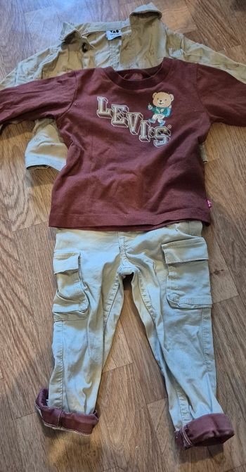 Ensemble Levi's + veste